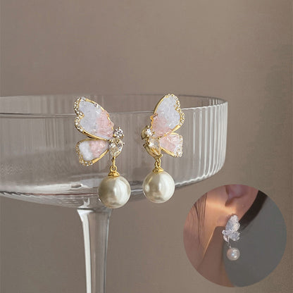 Gradient Butterfly Pearl Earrings